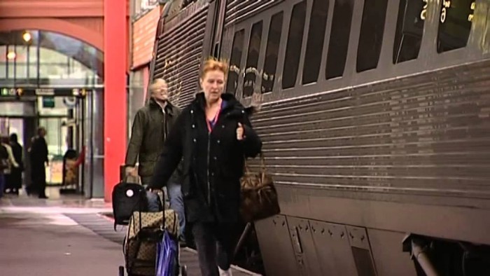 Swedish news unintentionally caught a guy missing his train